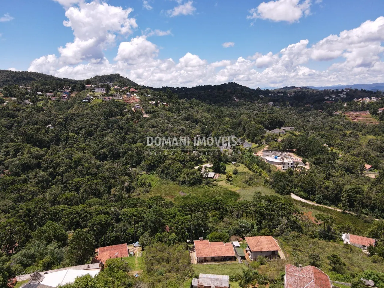 Plot for sale of 1,025 m² in Campos do Jordão, SP, Brazil