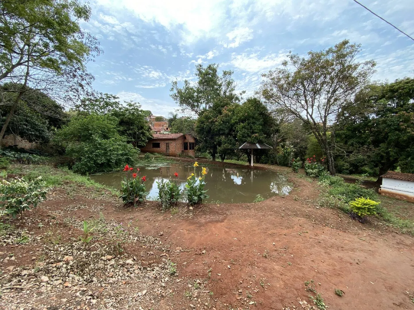 House for sale of 2 acres in Piraju, SP, Brazil