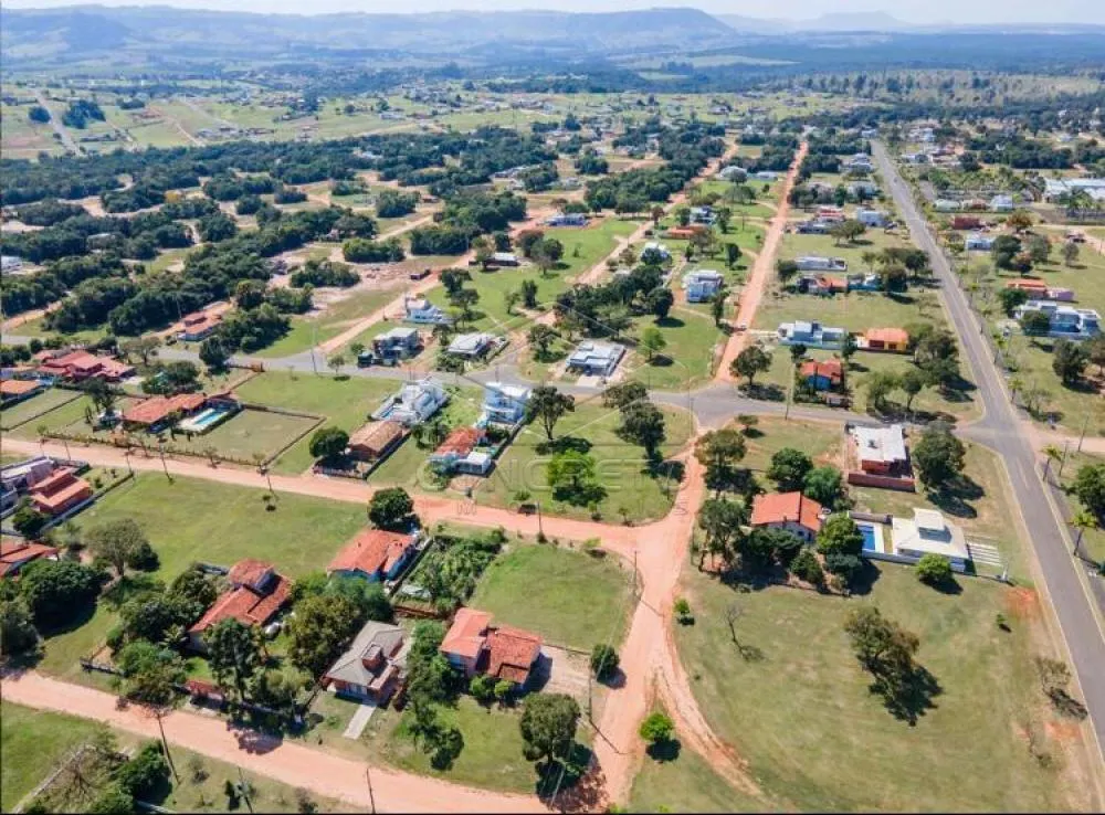 Chácara à venda de 462 m² em Pardinho, SP, Brasil