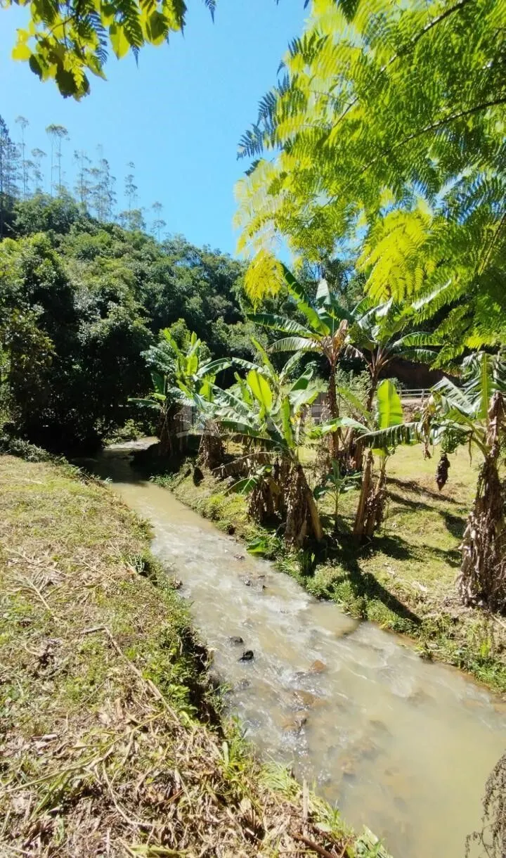 Fazenda à venda de 3 ha em Nova Trento, SC, Brasil