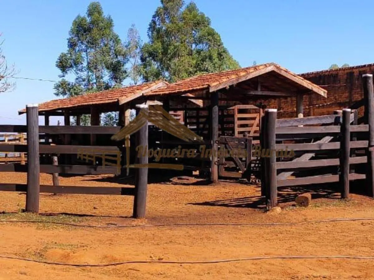 Fazenda à venda de 289 ha em Botucatu, SP, Brasil