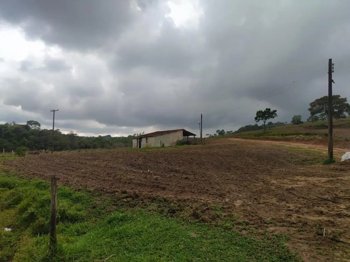 Fazenda à venda de 126 ha em Cássia dos Coqueiros, SP, Brasil