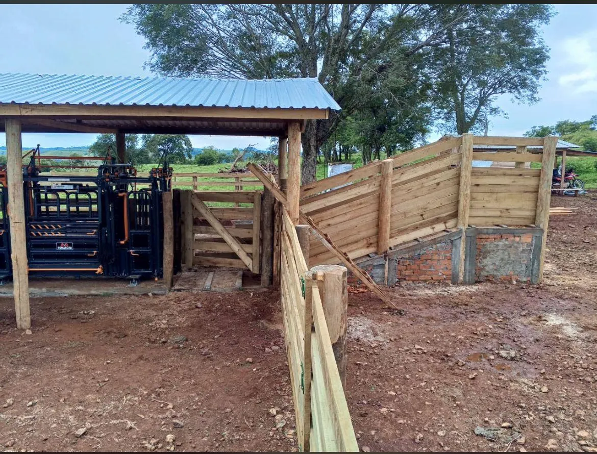 Fazenda à venda de 216 ha em Guaraniaçu, PR, Brasil