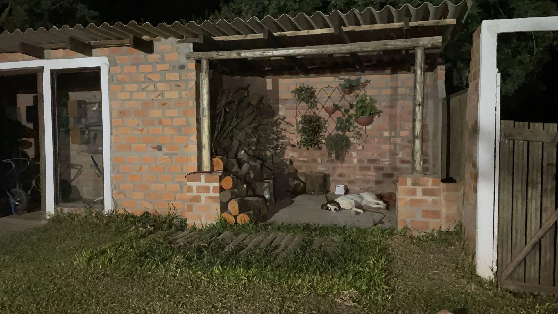 Country home for sale of 940 m² in Viamão, RS, Brazil