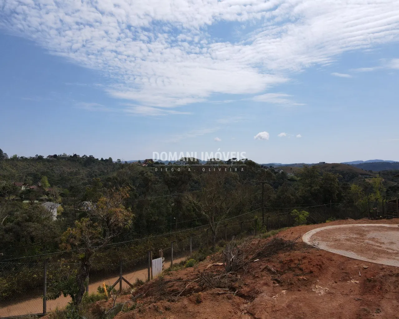Terreno à venda de 380 m² em Campos do Jordão, SP, Brasil