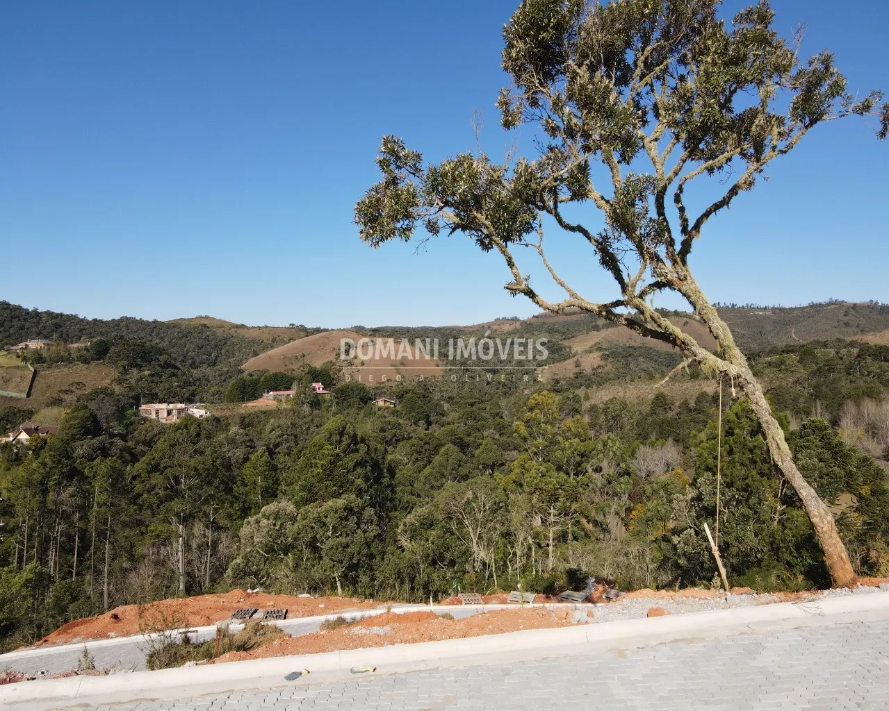 Terreno à venda de 380 m² em Campos do Jordão, SP, Brasil