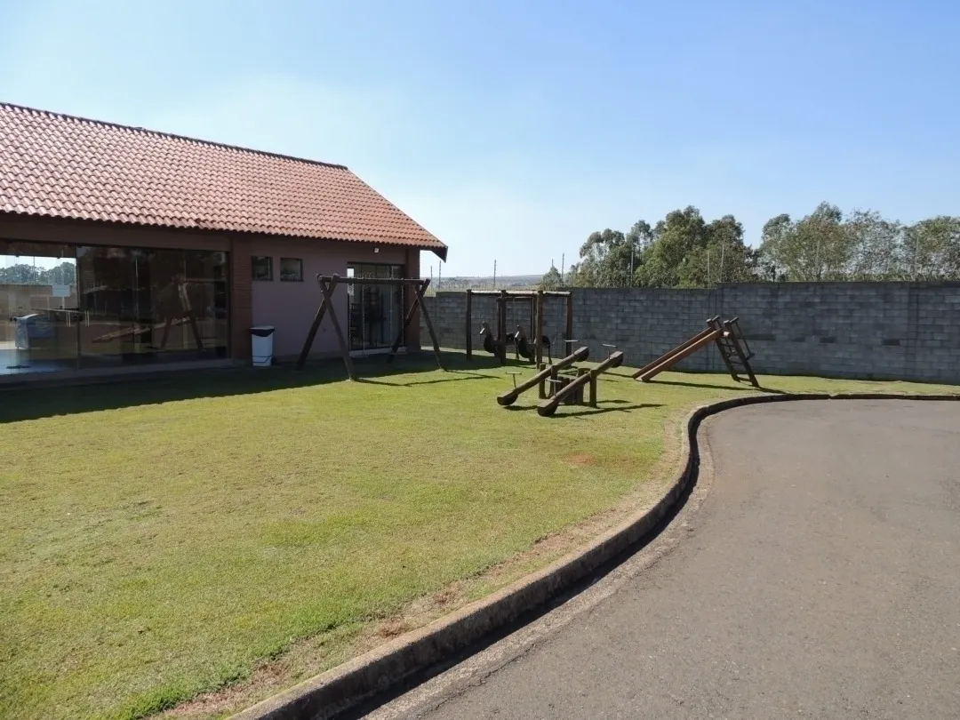 Terreno à venda de 300 m² em Rio das Pedras, SP, Brasil