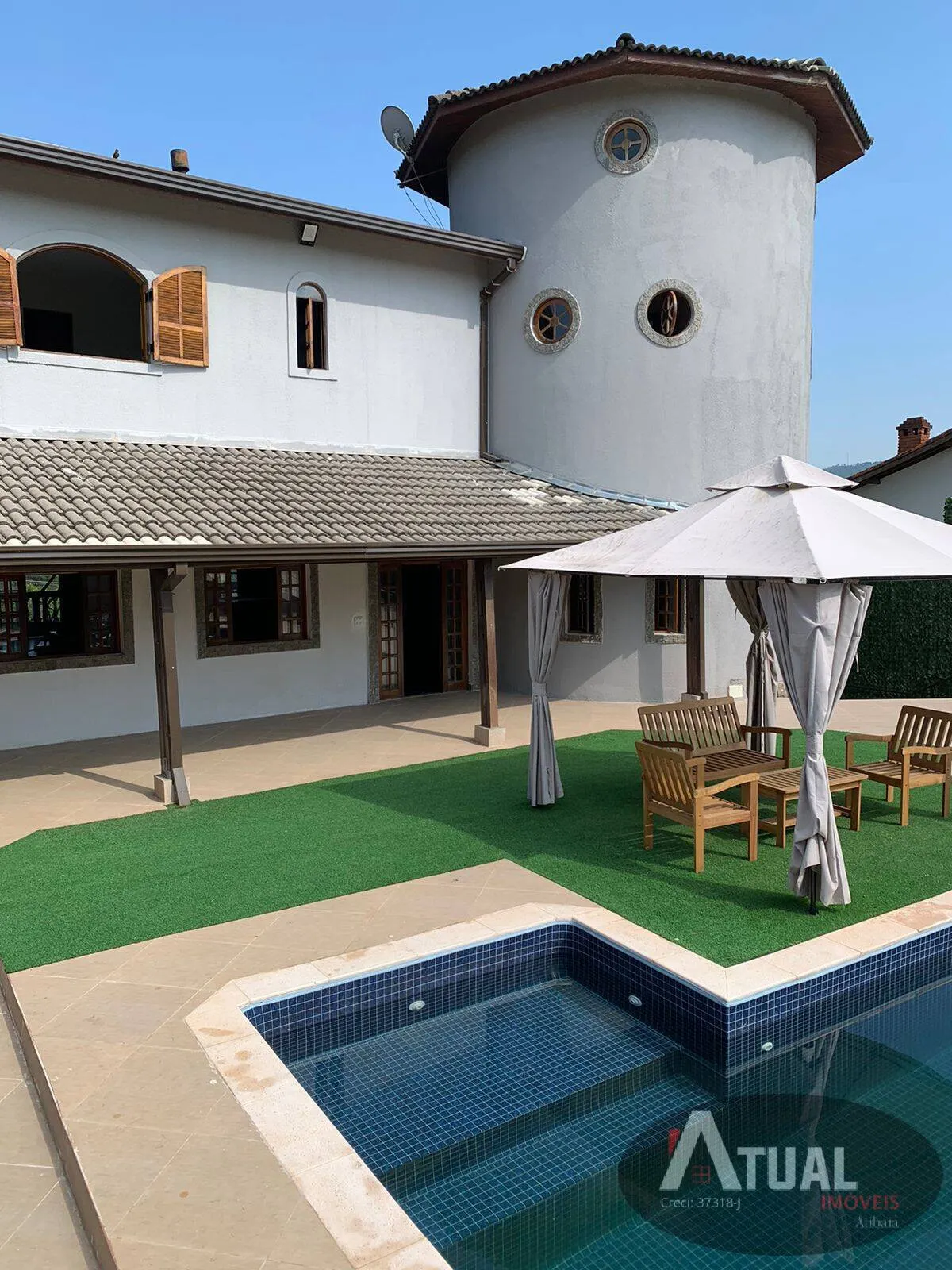 Casa à venda de 1.355 m² em Mairiporã, SP, Brasil