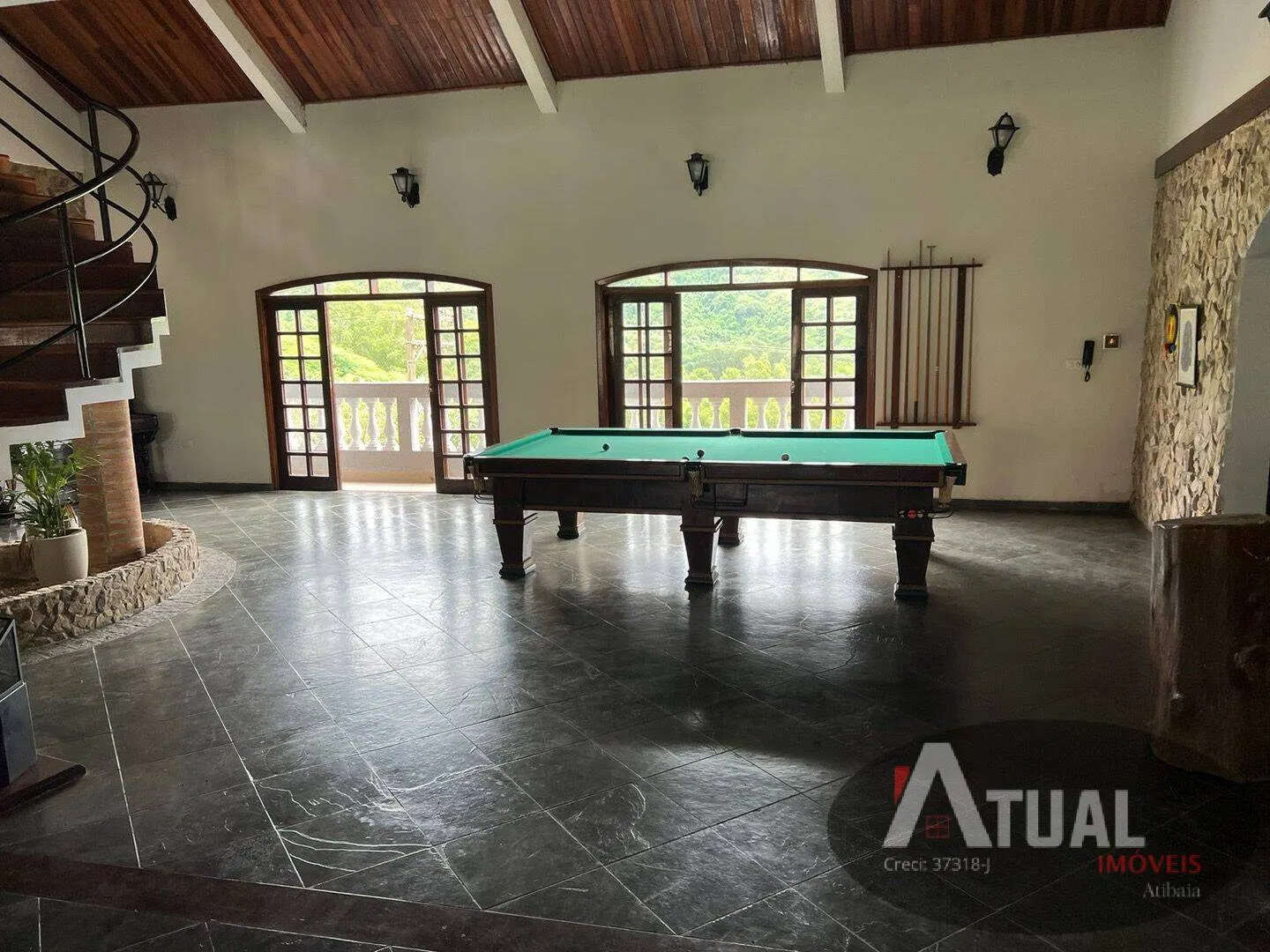 Casa à venda de 1.355 m² em Mairiporã, SP, Brasil