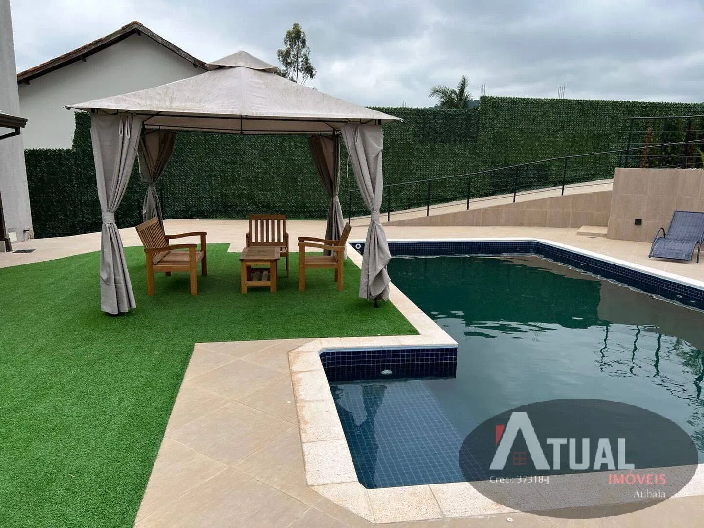 Casa à venda de 1.355 m² em Mairiporã, SP, Brasil