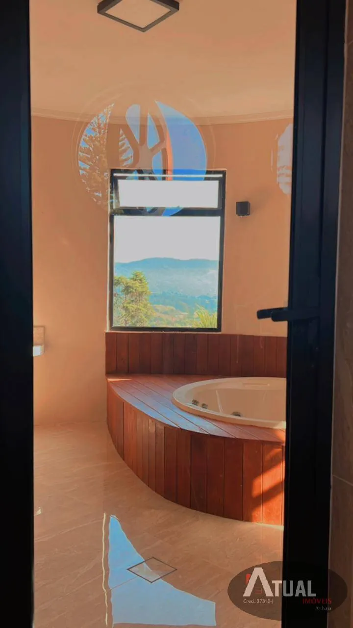 Casa à venda de 1.355 m² em Mairiporã, SP, Brasil