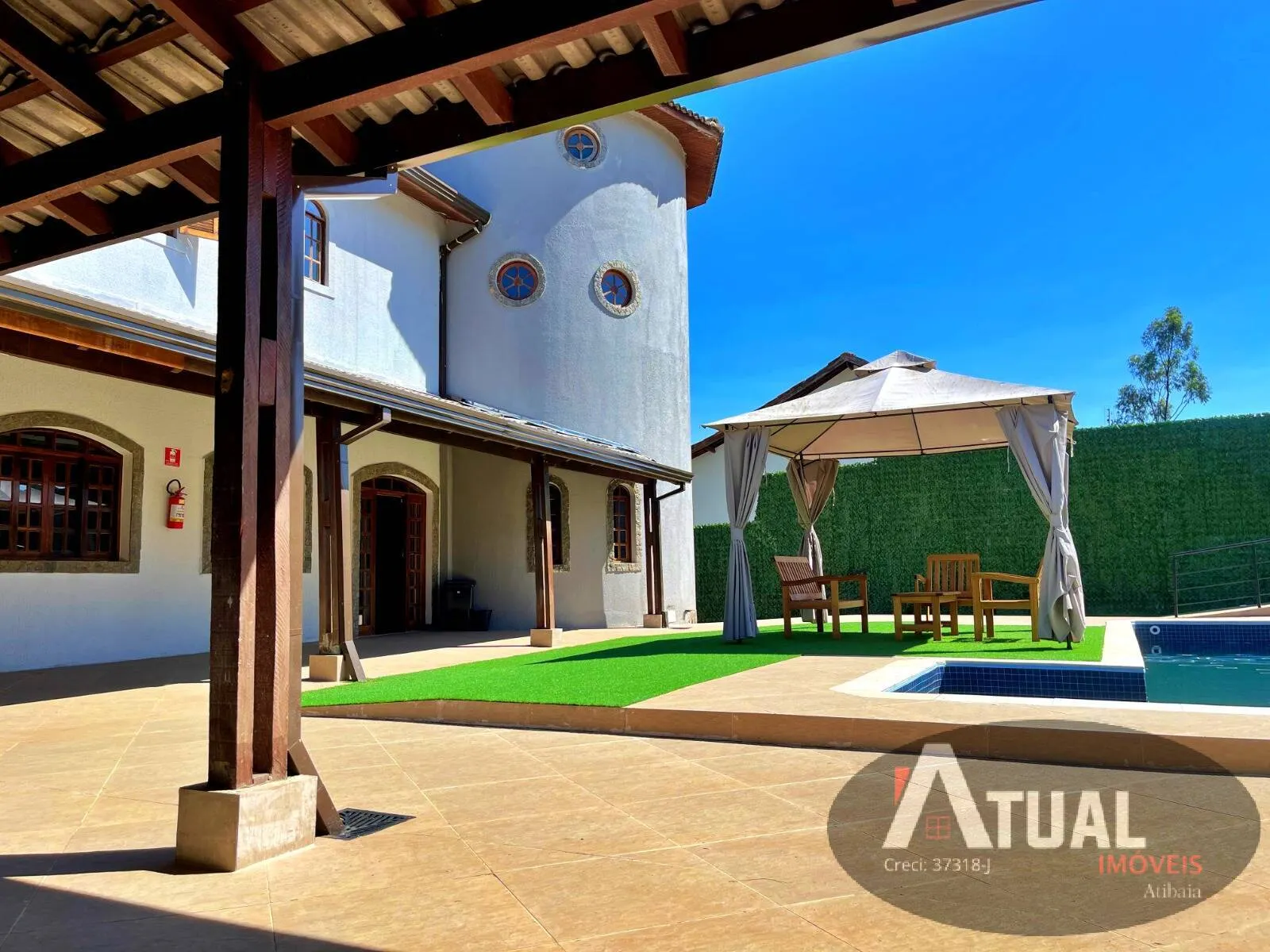 Casa à venda de 1.355 m² em Mairiporã, SP, Brasil