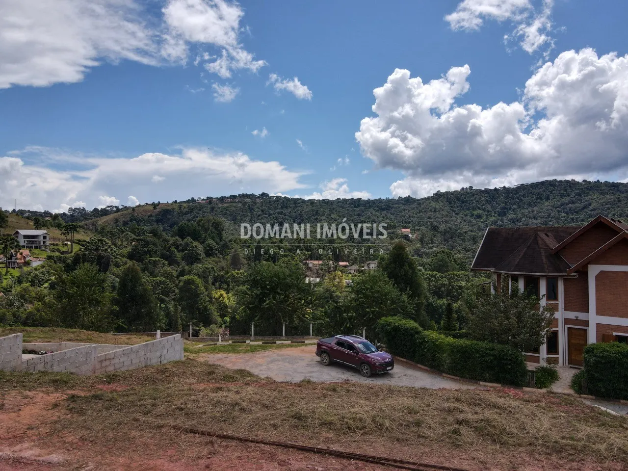 Terreno à venda de 460 m² em Campos do Jordão, SP, Brasil