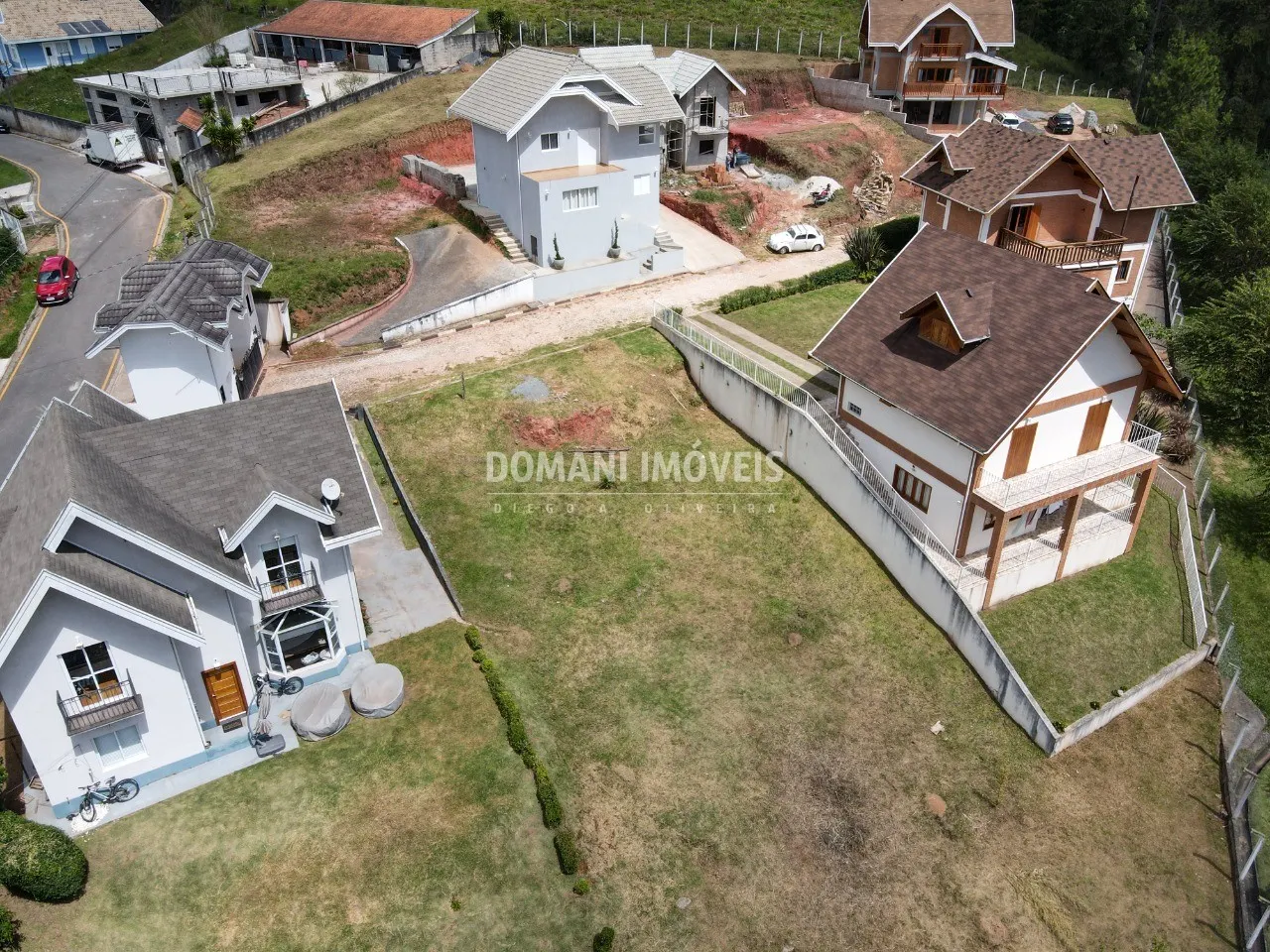 Terreno à venda de 460 m² em Campos do Jordão, SP, Brasil