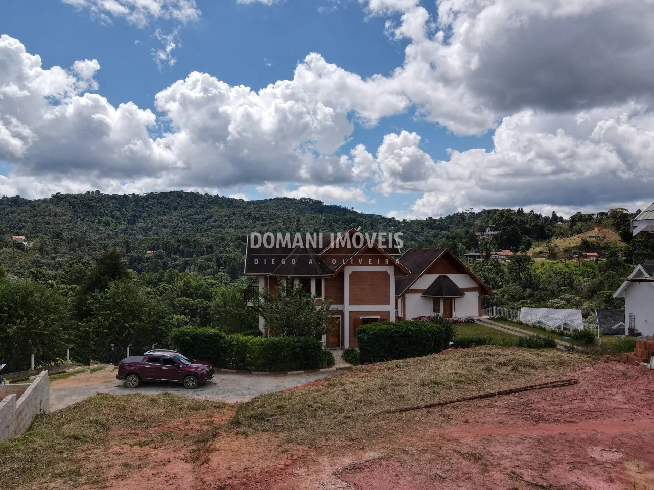 Terreno à venda de 460 m² em Campos do Jordão, SP, Brasil