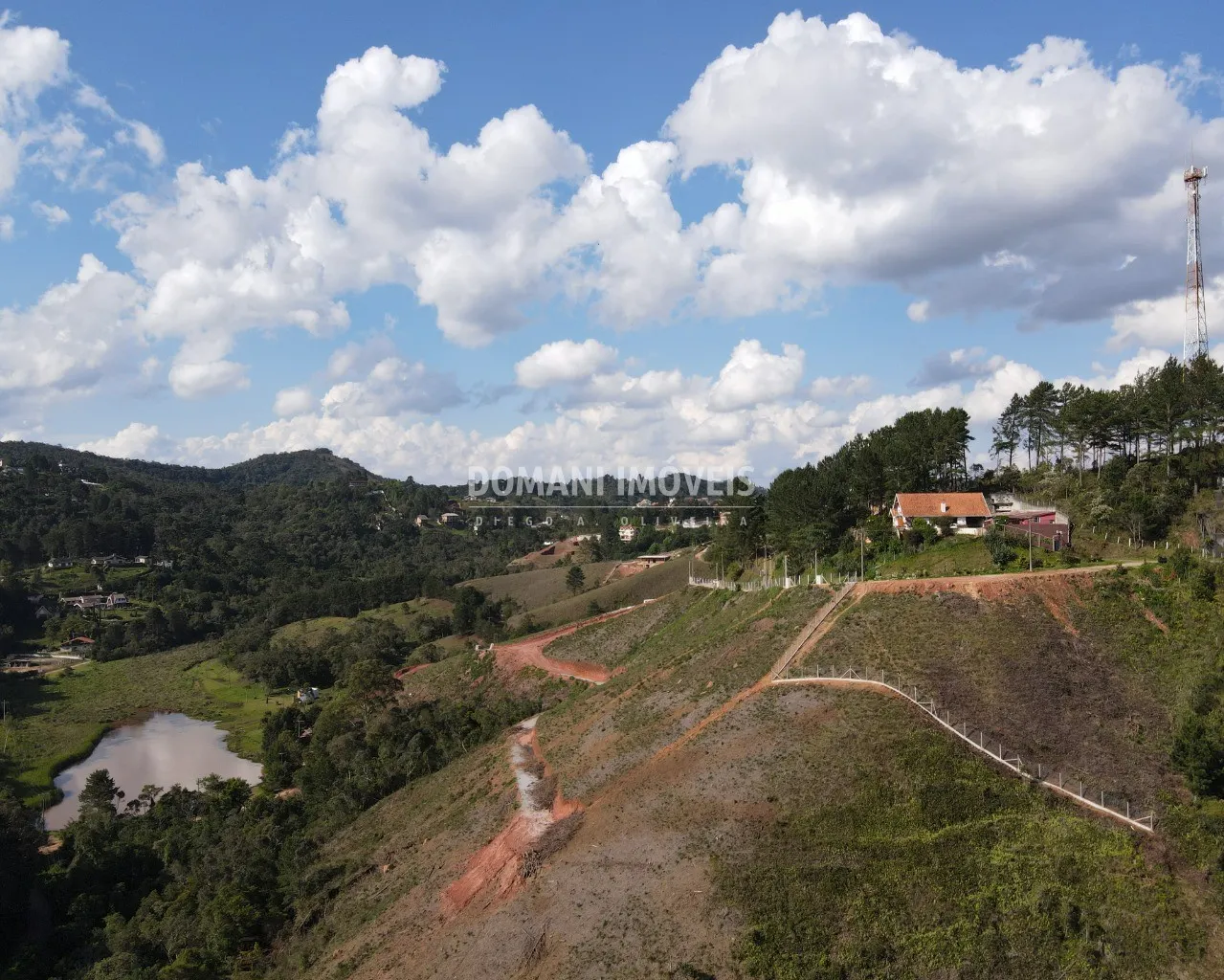 Terreno à venda de 1.870 m² em Campos do Jordão, SP, Brasil