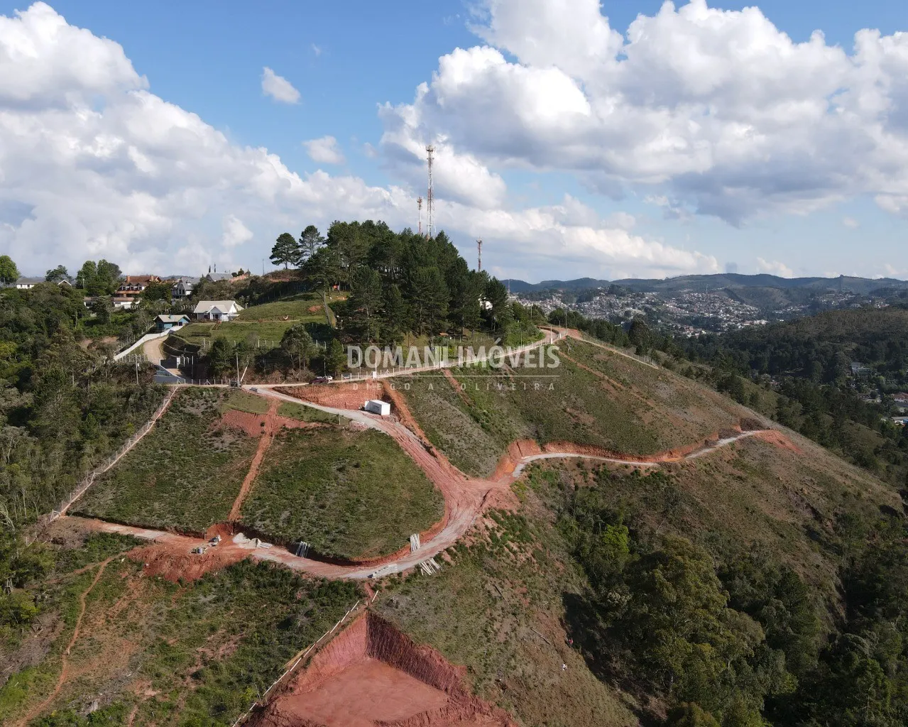 Terreno à venda de 1.870 m² em Campos do Jordão, SP, Brasil