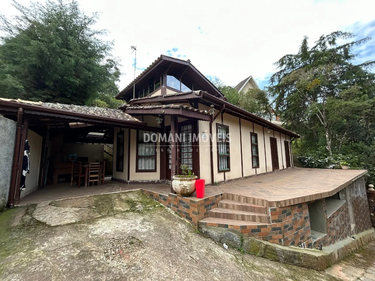 Casa à venda de 1.020 m² em Campos do Jordão, SP, Brasil