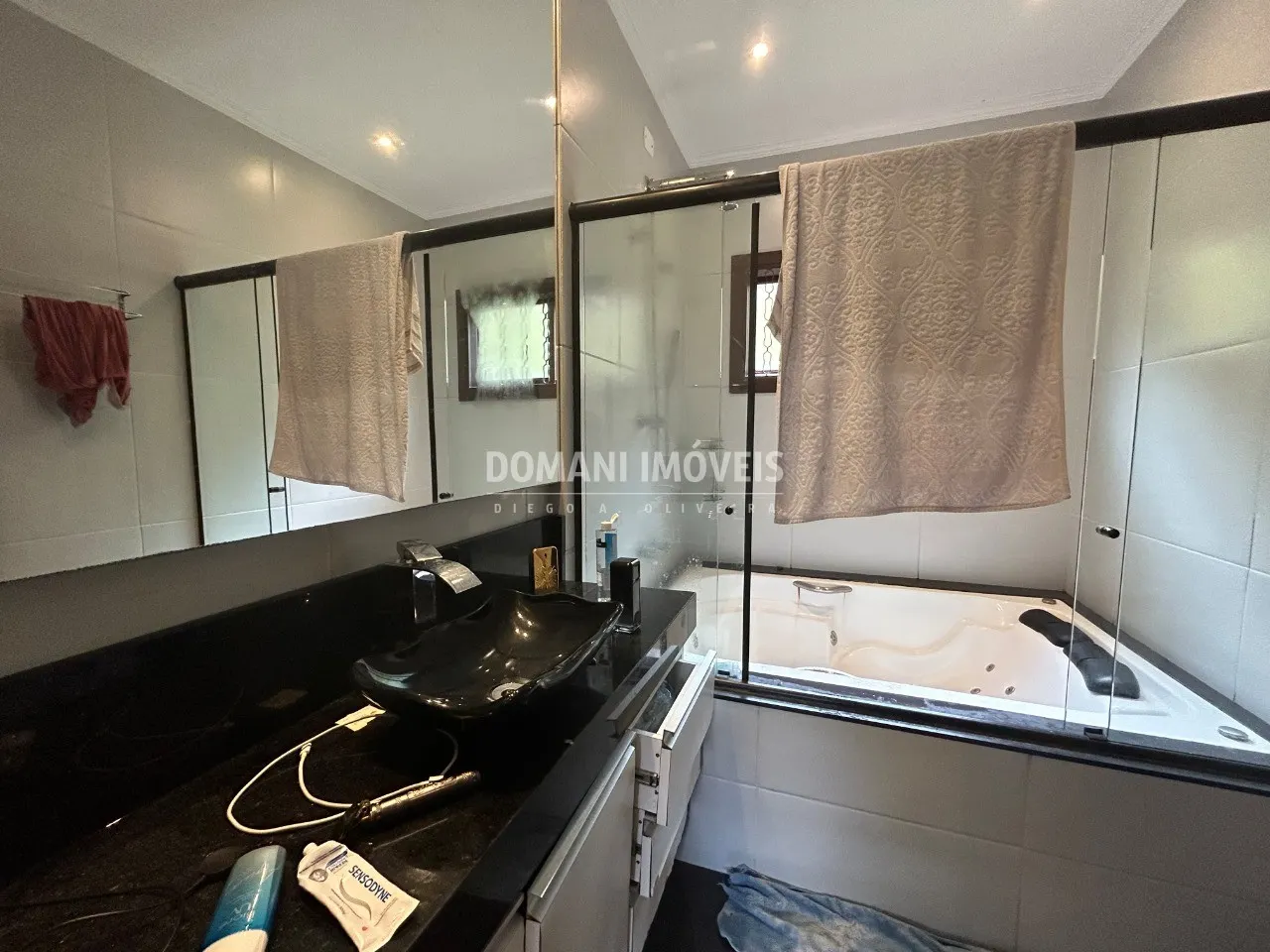 Casa à venda de 1.020 m² em Campos do Jordão, SP, Brasil