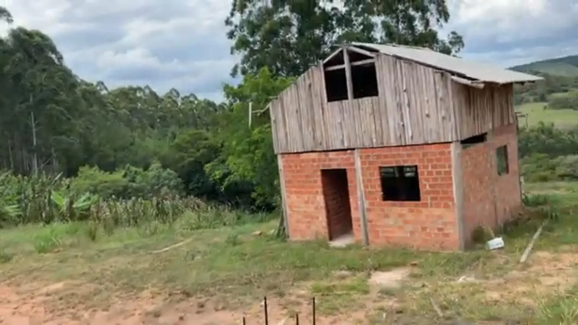 Chácara à venda de 5.800 m² em Taquara, RS, Brasil