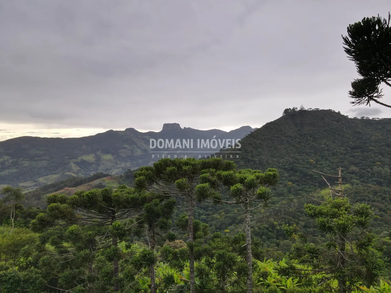 Plot for sale of 1 acres in Campos do Jordão, SP, Brazil