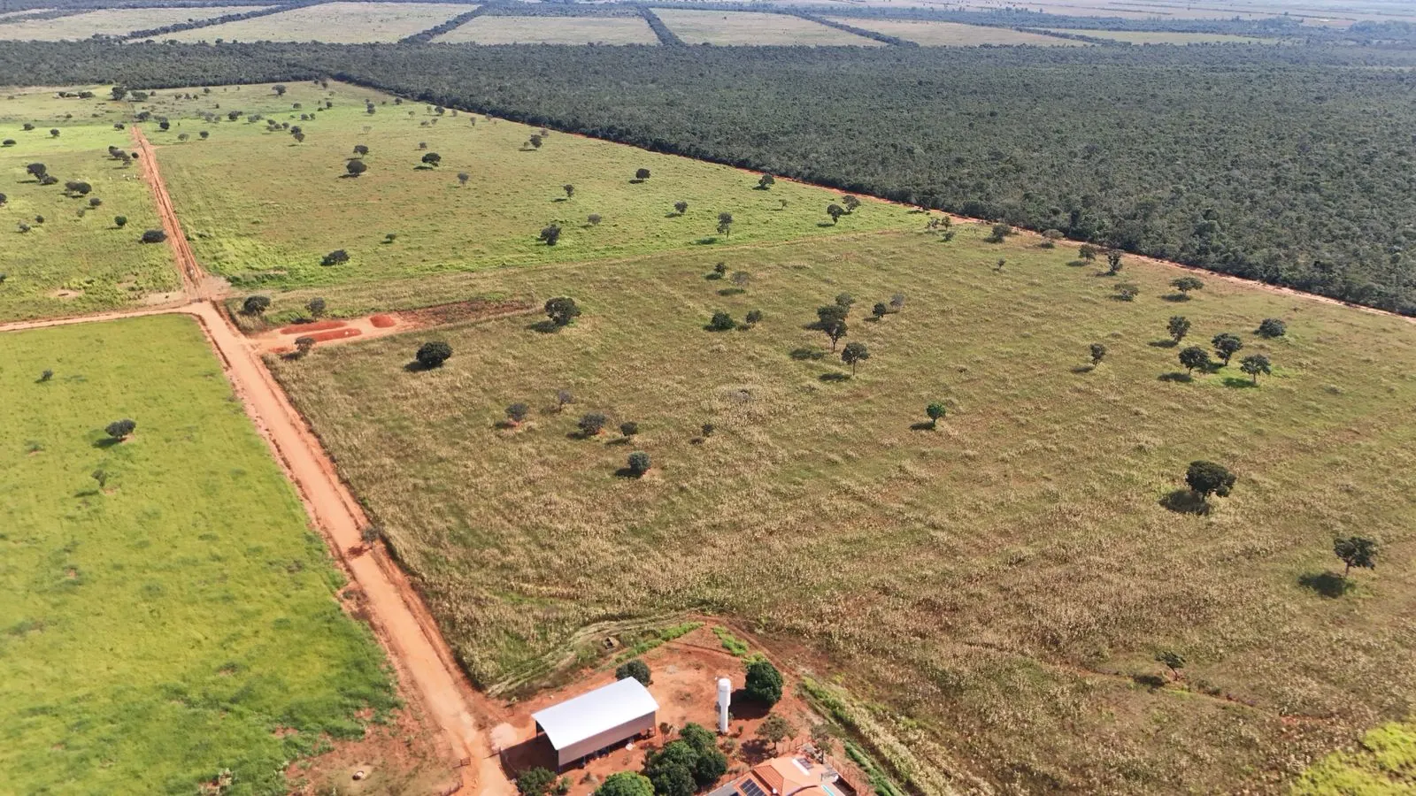 Fazenda à venda de 530 ha em João Pinheiro, MG, Brasil