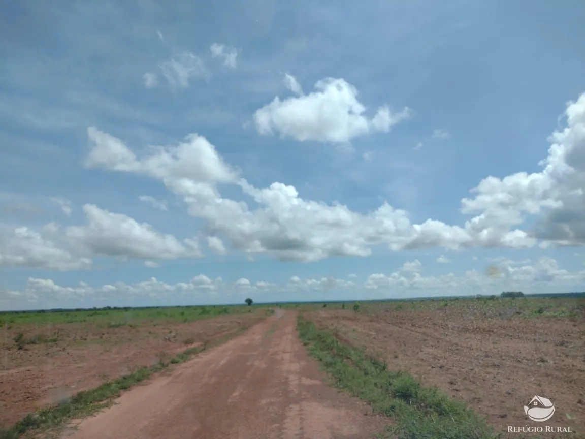 Fazenda à venda de 3.771 ha em Rosário Oeste, MT, Brasil