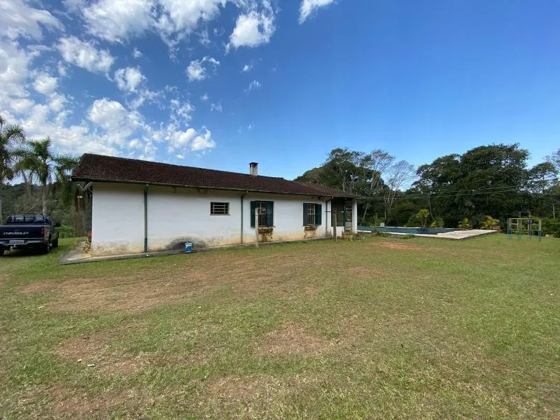 Sítio à venda de 6 ha em Itapecerica da Serra, SP, Brasil