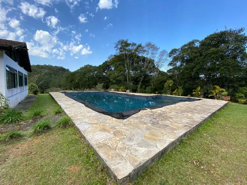 Sítio à venda de 6 ha em Itapecerica da Serra, SP, Brasil