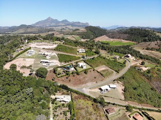 Terreno à venda de 2.000 m² em Domingos Martins, ES, Brasil