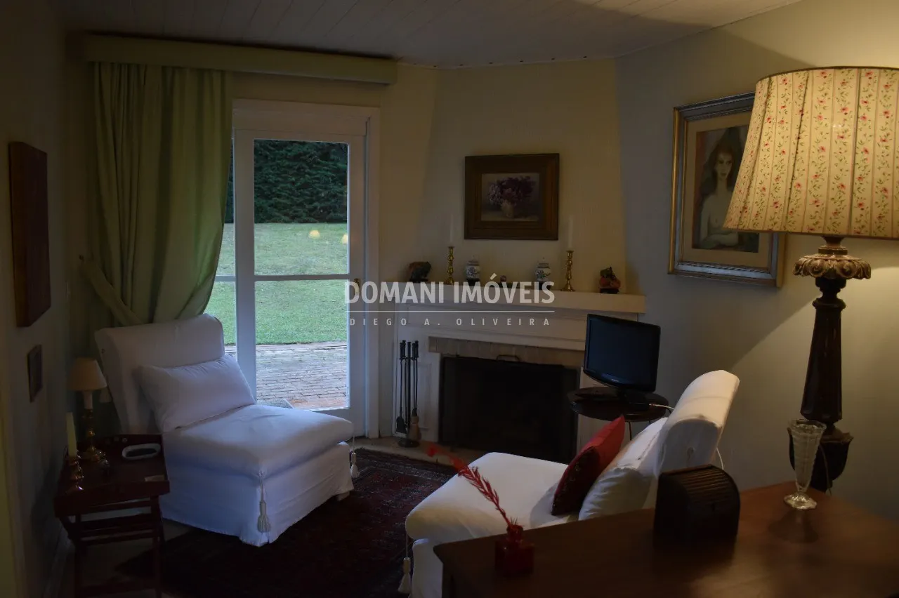 Casa à venda de 7.590 m² em Campos do Jordão, SP, Brasil