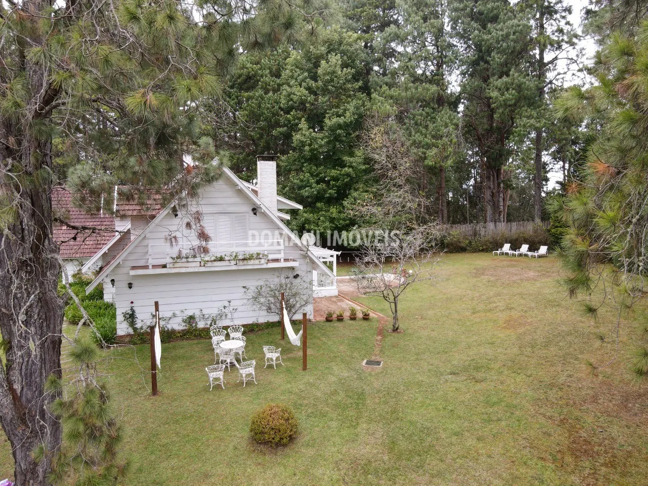 Casa à venda de 7.590 m² em Campos do Jordão, SP, Brasil