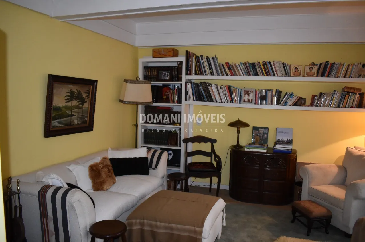 Casa à venda de 7.590 m² em Campos do Jordão, SP, Brasil