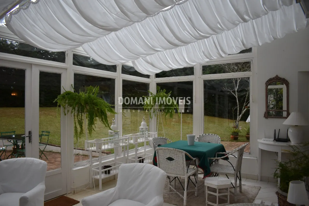 Casa à venda de 7.590 m² em Campos do Jordão, SP, Brasil