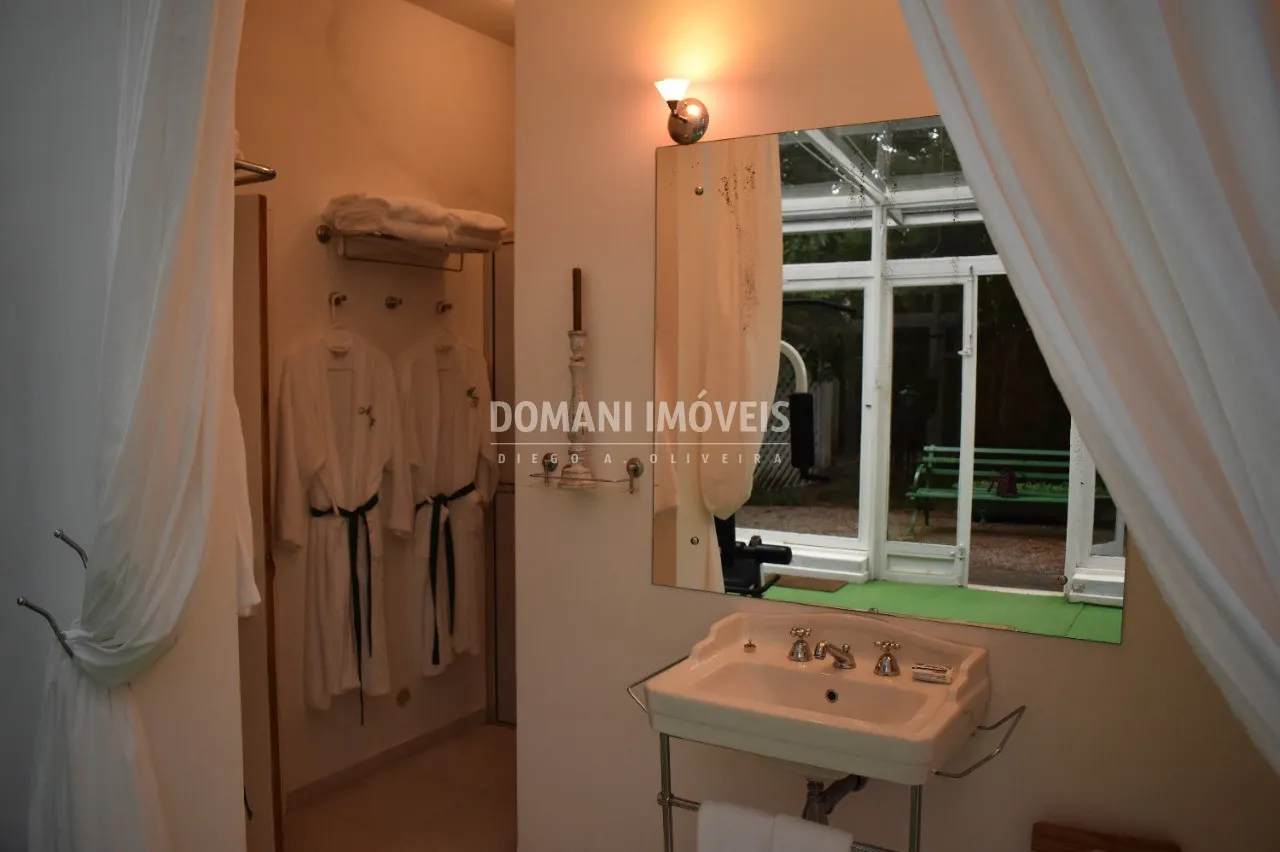 Casa à venda de 7.590 m² em Campos do Jordão, SP, Brasil