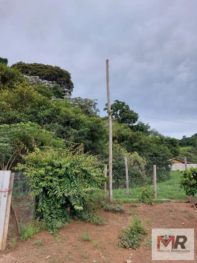 Chácara à venda de 2.400 m² em Pouso Alegre, MG, Brasil