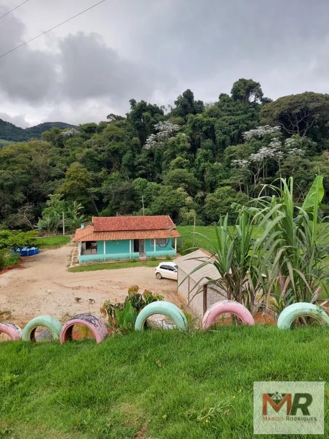 Chácara à venda de 2.400 m² em Pouso Alegre, MG, Brasil