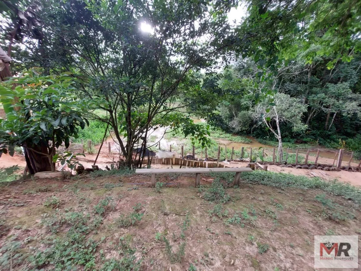 Chácara à venda de 2.400 m² em Pouso Alegre, MG, Brasil