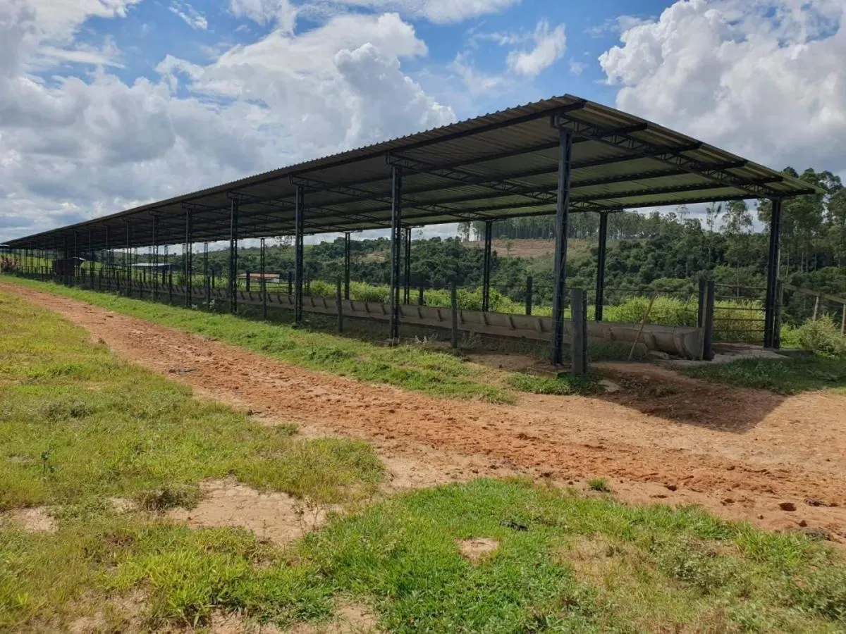Fazenda à venda de 285 ha em Cássia dos Coqueiros, SP, Brasil
