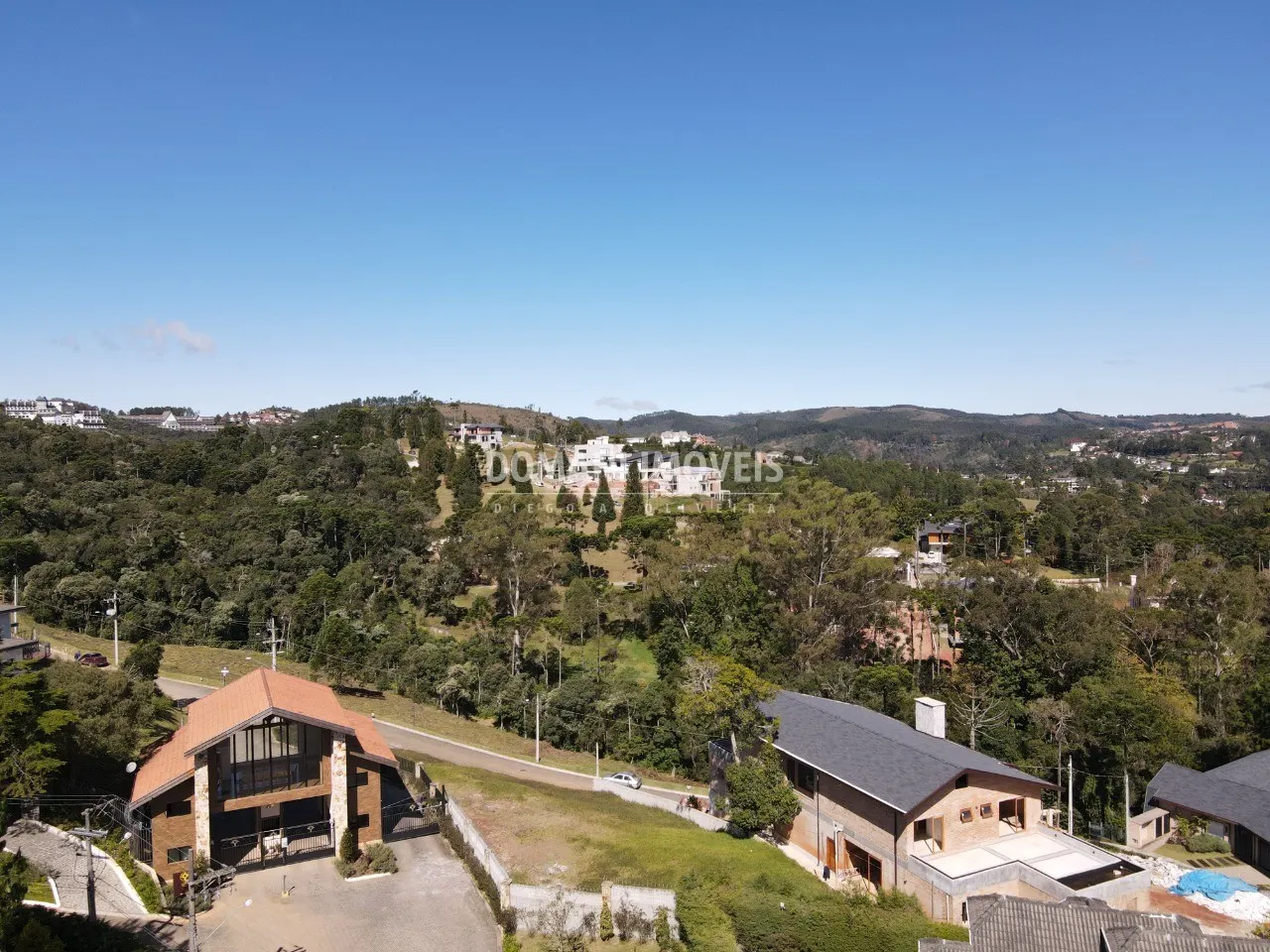 Plot for sale of 1,450 m² in Campos do Jordão, SP, Brazil