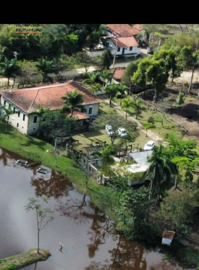 Sítio à venda de 4 ha em Cachoeira Paulista, SP, Brasil