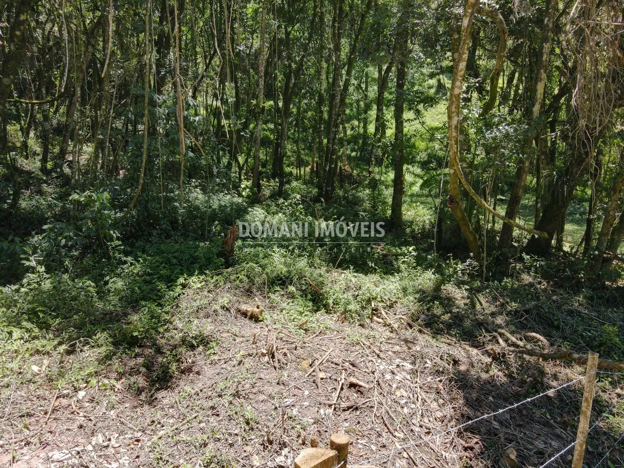 Terreno à venda de 970 m² em Campos do Jordão, SP, Brasil