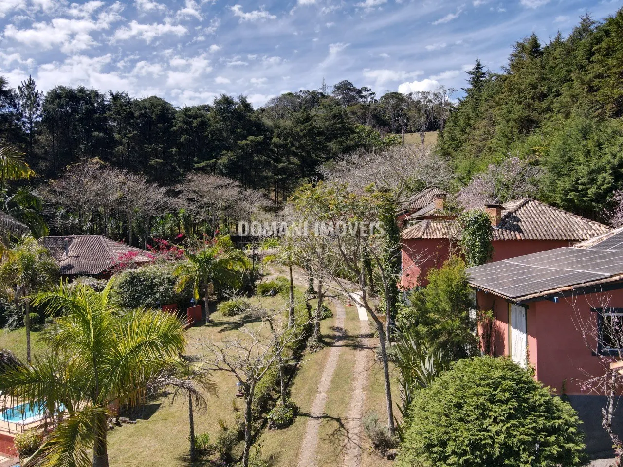 Pousada à venda de 2 ha em Santo Antônio do Pinhal, SP, Brasil