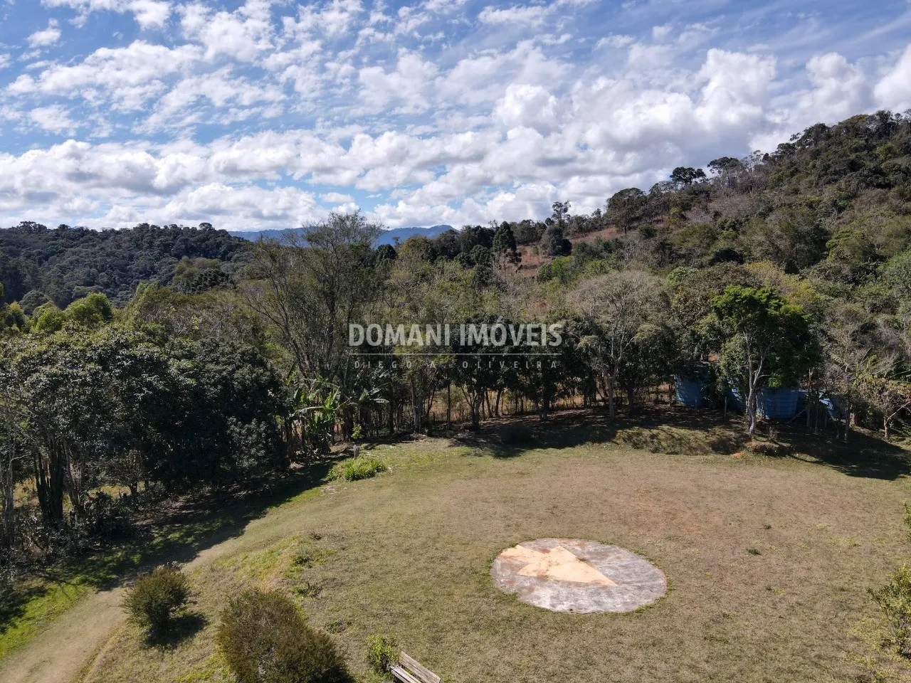 Pousada à venda de 2 ha em Santo Antônio do Pinhal, SP, Brasil