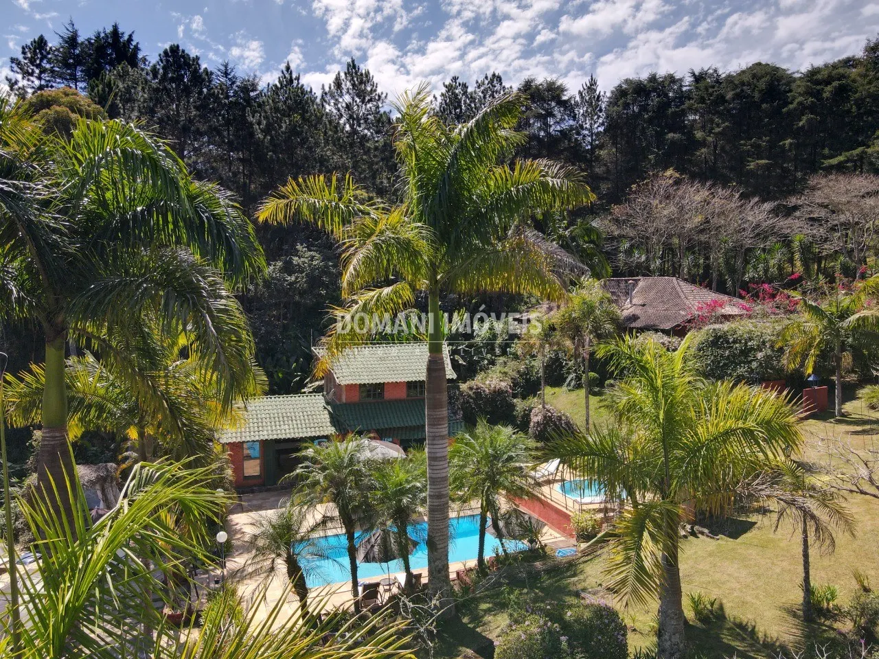 Pousada à venda de 2 ha em Santo Antônio do Pinhal, SP, Brasil