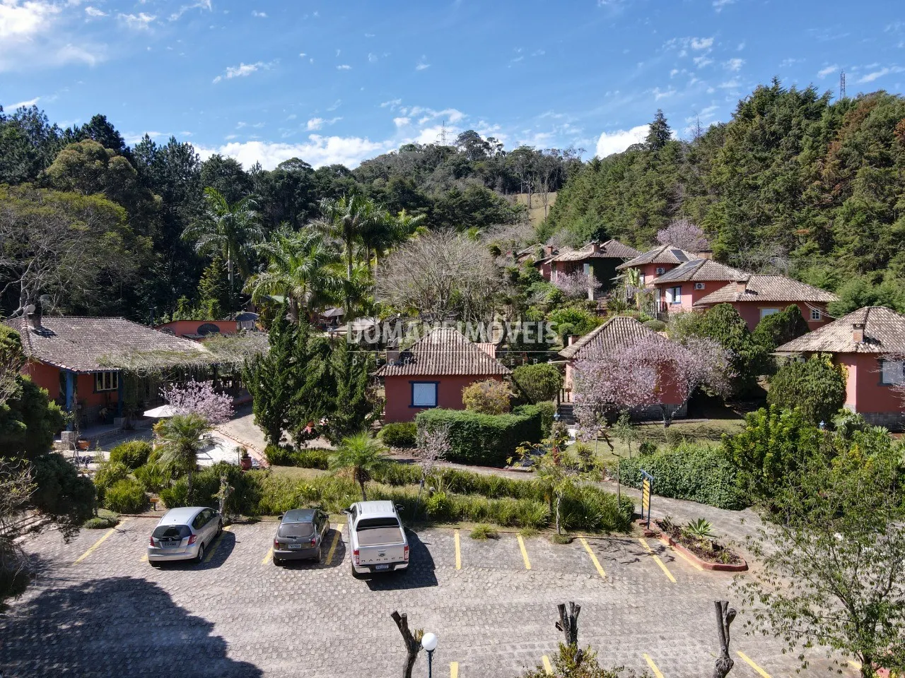 Pousada à venda de 2 ha em Santo Antônio do Pinhal, SP, Brasil