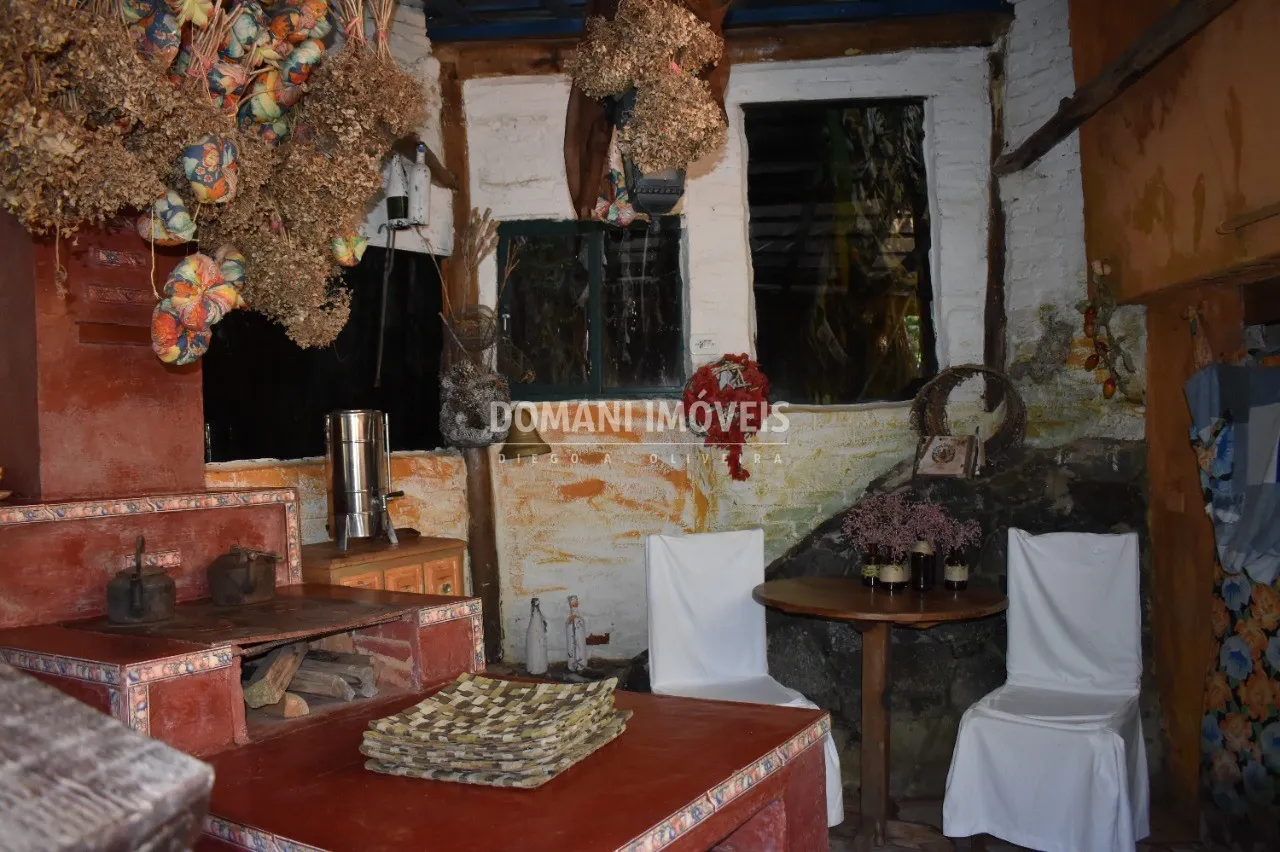 Pousada à venda de 2 ha em Santo Antônio do Pinhal, SP, Brasil