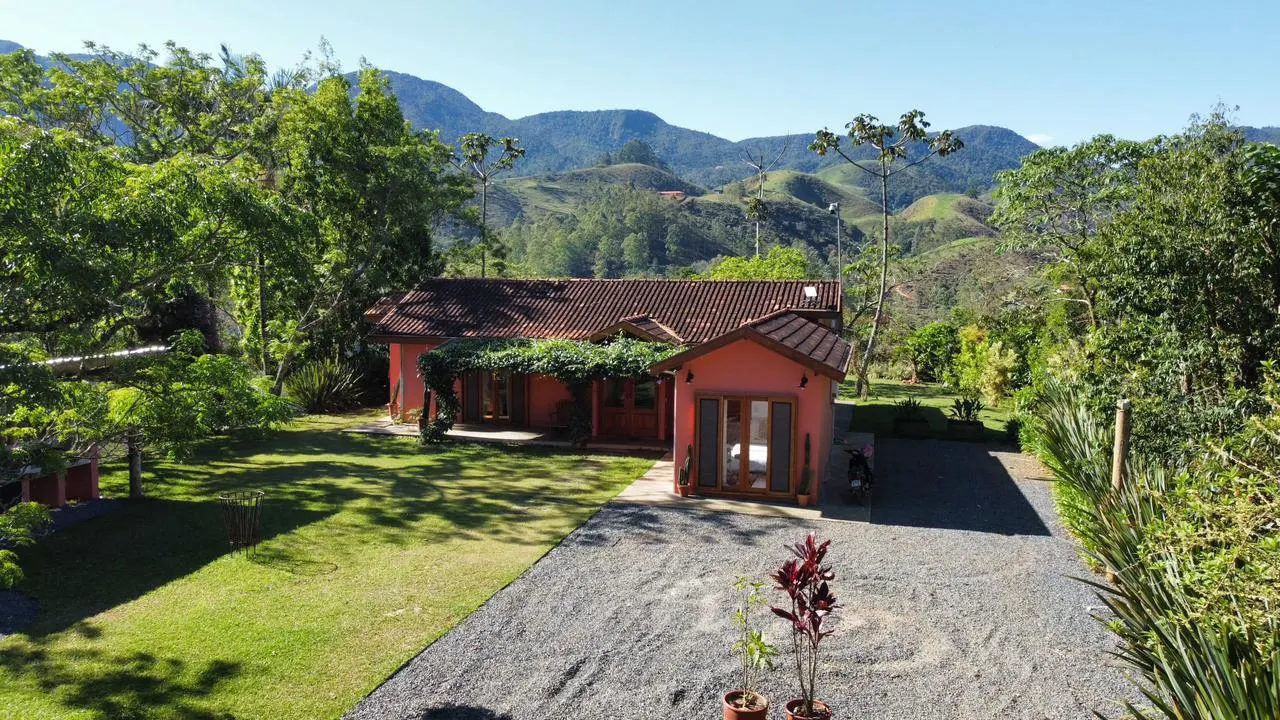 Casa à venda de 2 ha em São José dos Campos, SP, Brasil