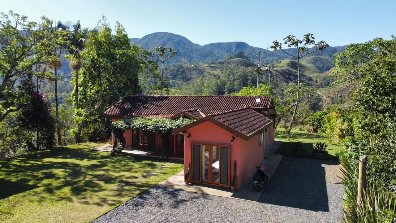 Casa à venda de 2 ha em São José dos Campos, SP, Brasil