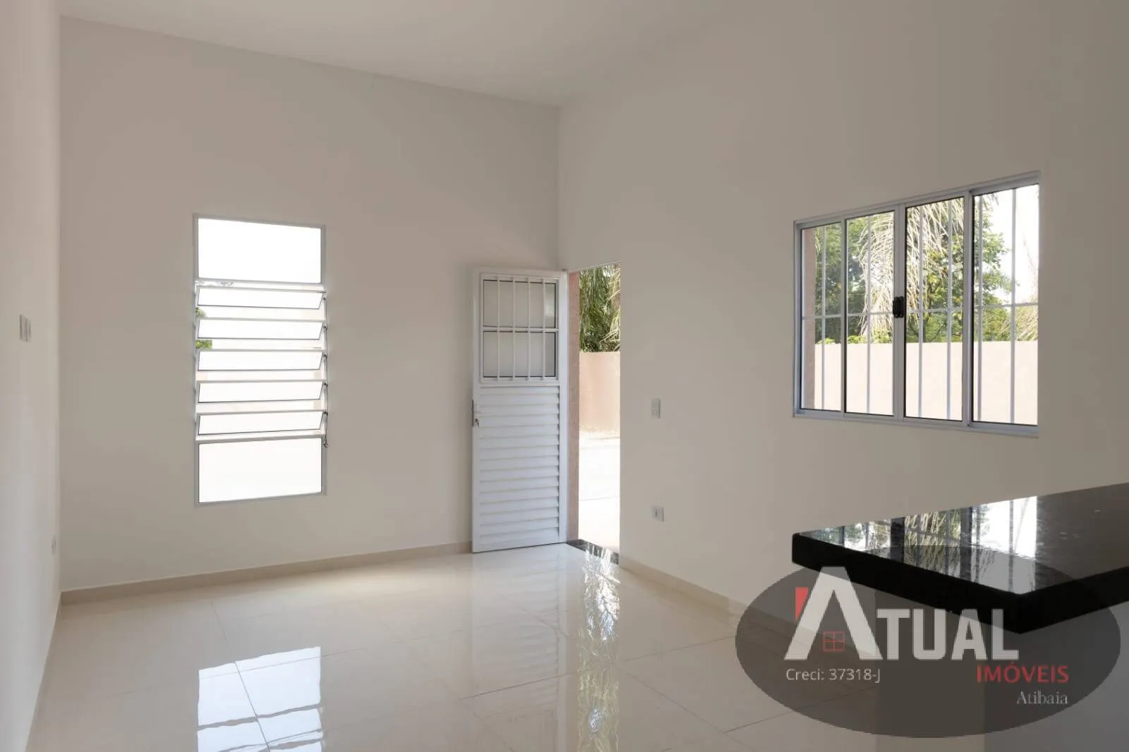 Casa à venda de 63 m² em Bom Jesus dos Perdões, SP, Brasil